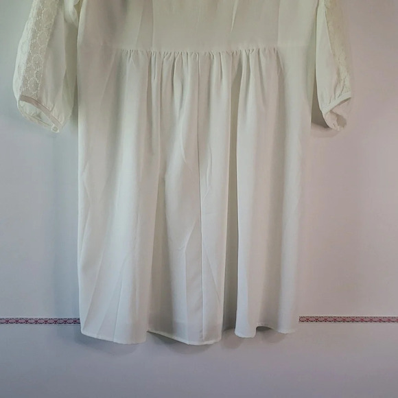 UMGEE Ivory Tunic Crochet Lace Detail 3/4 Length Sleeves Semi-Sheer Size Medium - Picture 9 of 13